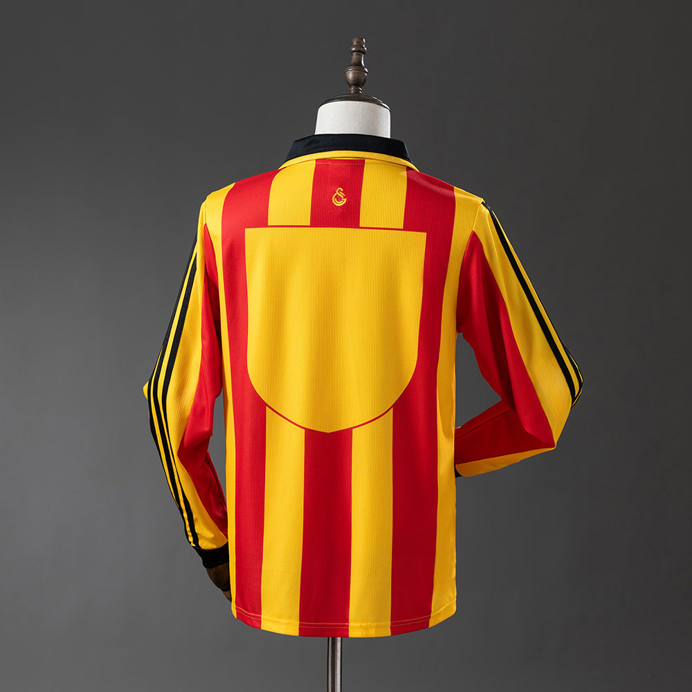 Galatasaray Jersey 1999-00 Home Retro Football Kit product image 2