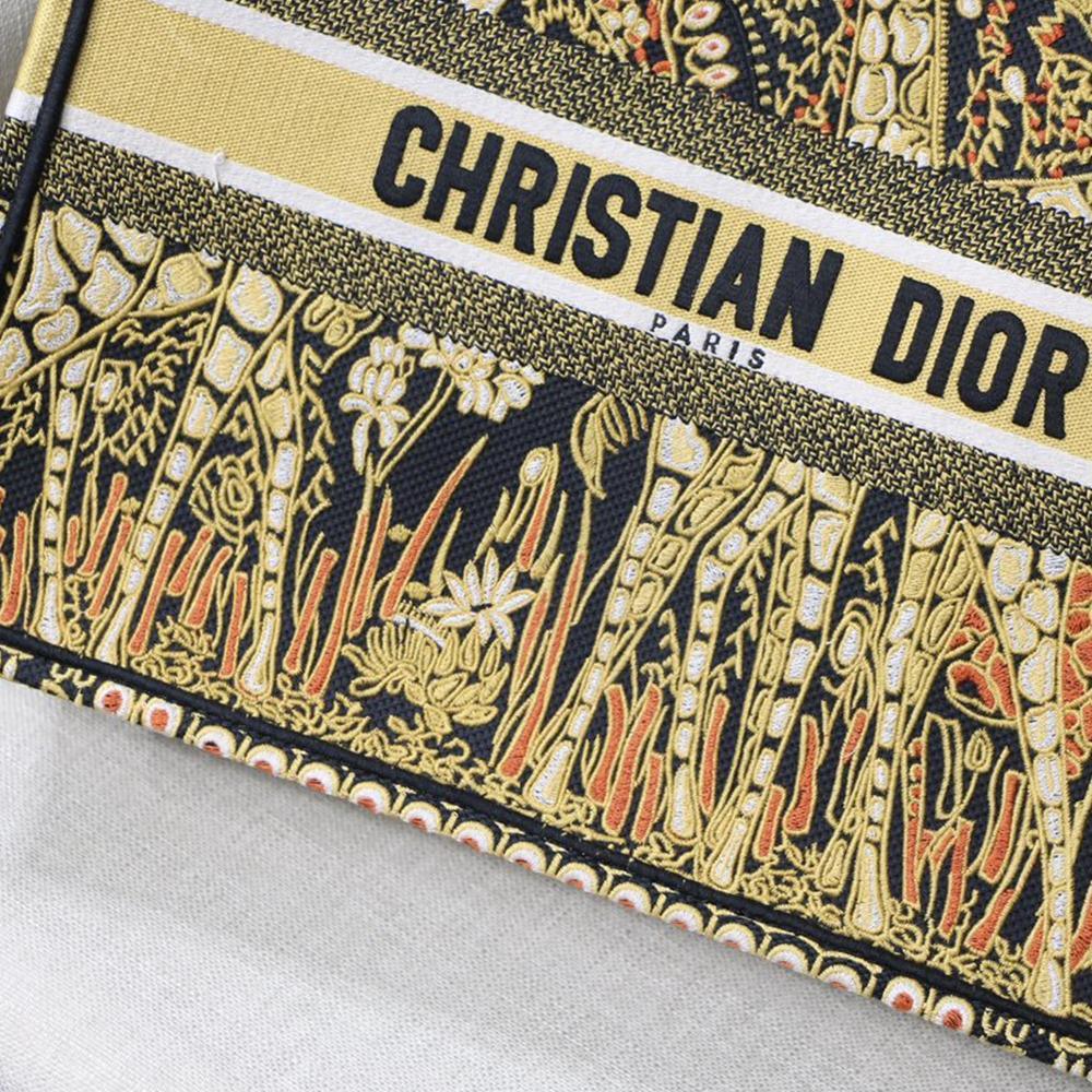 Dior Book Tote product image 8, provided for visual reference and product detail review