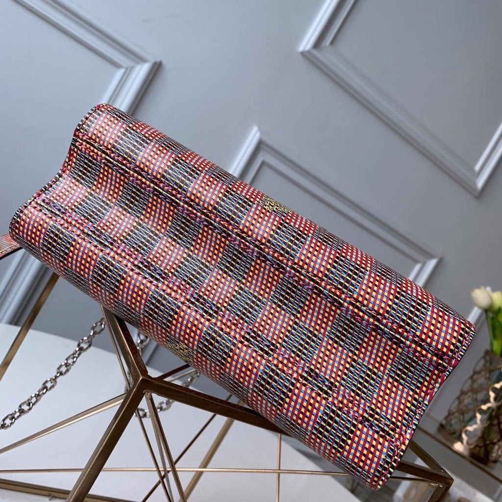 Louis Vuitton Twist MM Shoulder Bag product image 4, provided for visual reference and product detail review