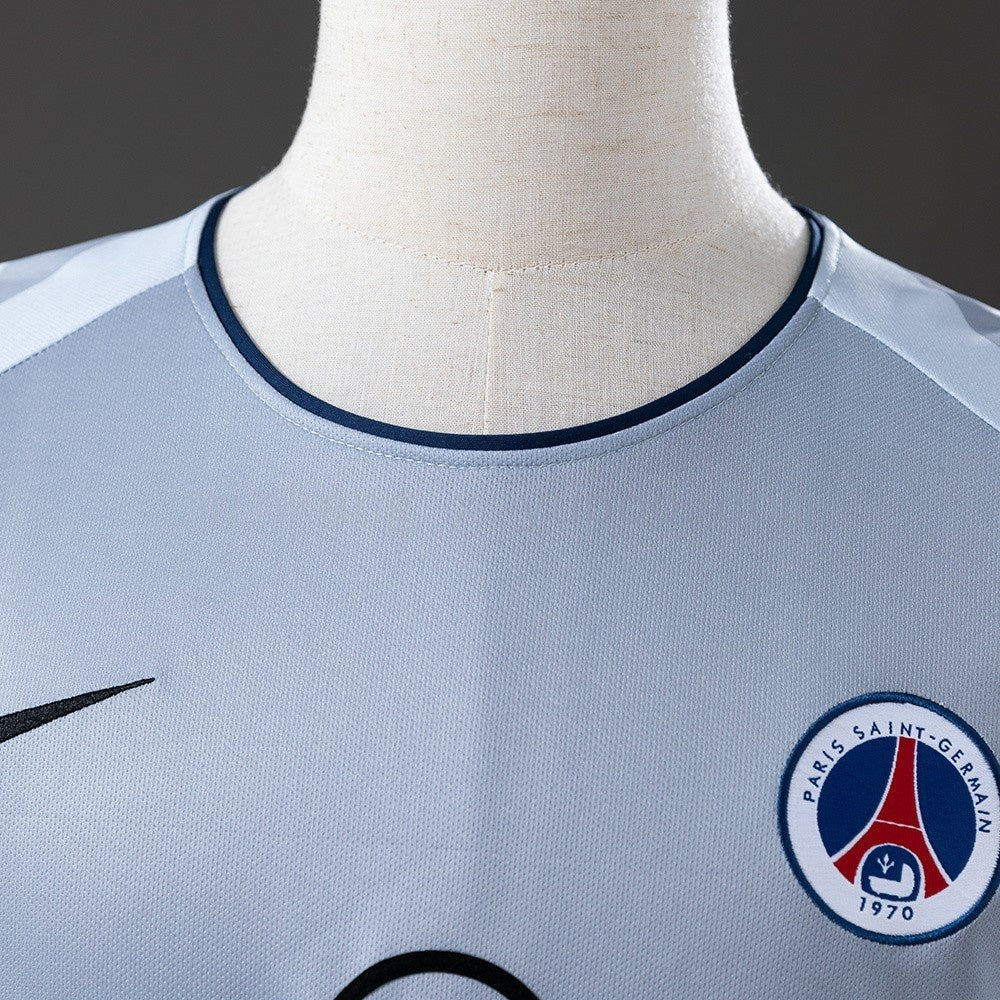 PSG Jersey 2001-02 Away Retro Football Kit product image 8