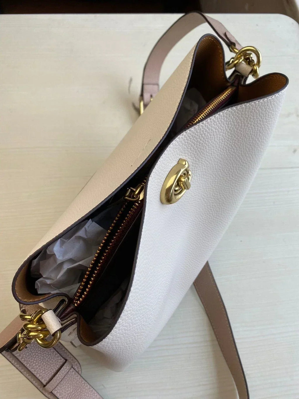 Coach Willow Shoulder Bag White Women Bags product image 4, provided for visual reference and product detail review