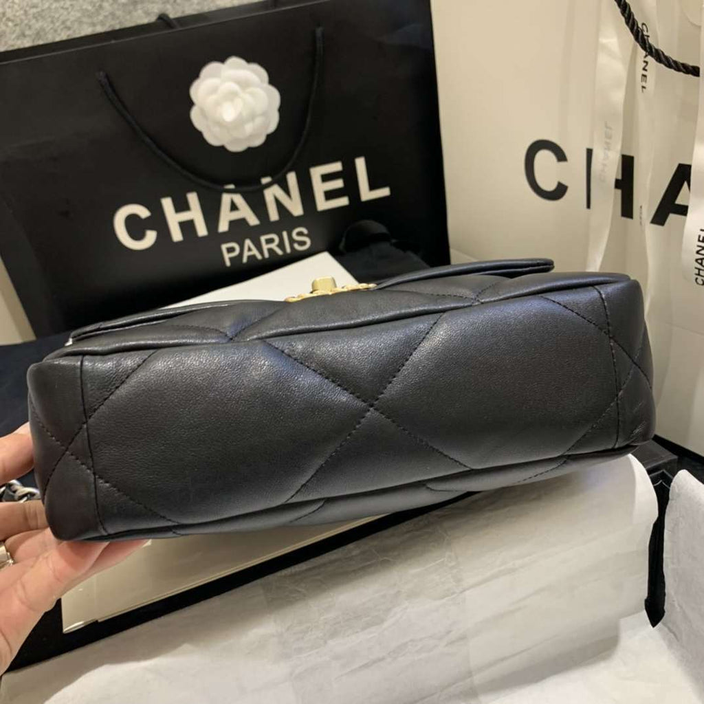 Chanel 19 Small Flap Bag Black product image 5, provided for visual reference and product detail review