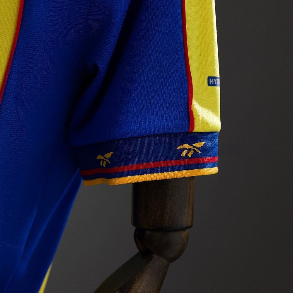 Colombia Jersey 2001-02 Home Retro Football Kit product image 3