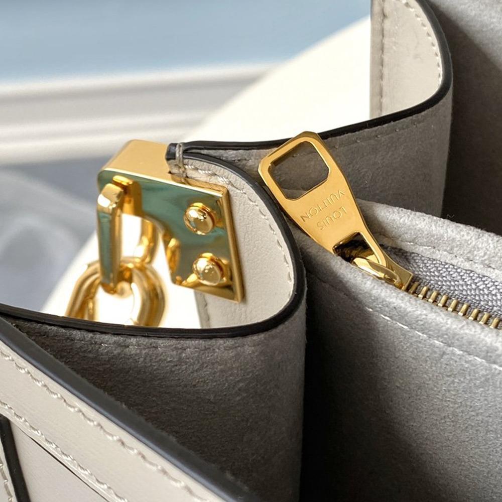 LV Dauphine MM Handbag product image 8, provided for visual reference and product detail review