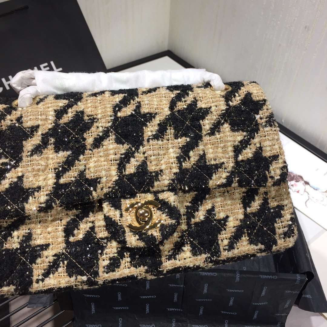 Chanel 19 Tweed Flap Bag Black and Beige product image 3, provided for visual reference and product detail review