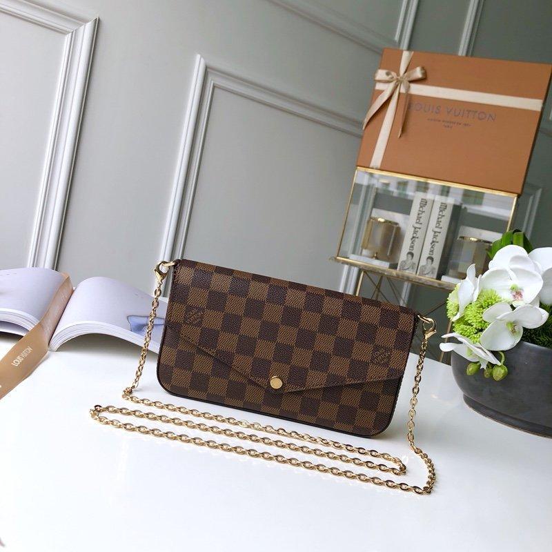 Louis Vuitton Wallet product image 1, provided for visual reference and product detail review