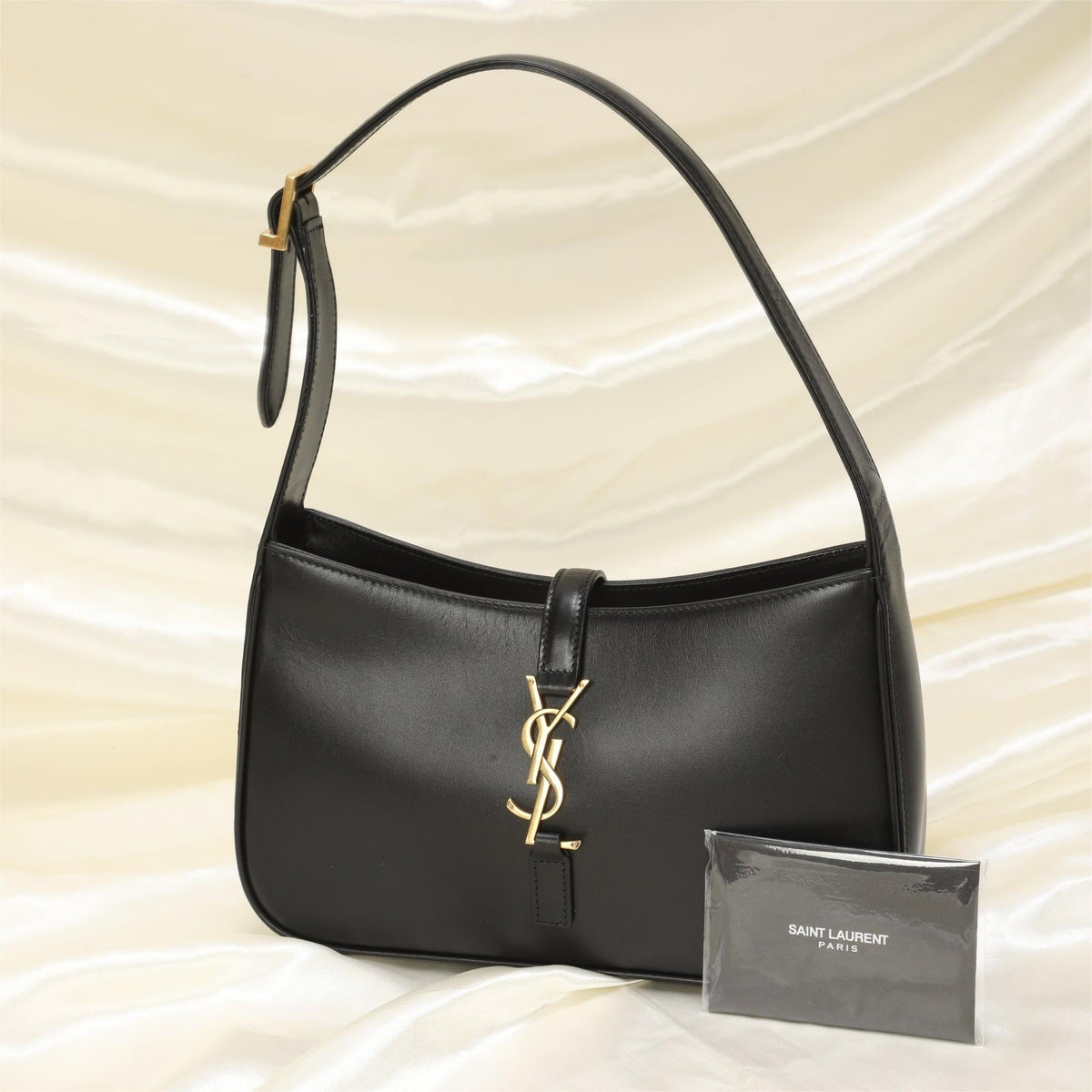 Saint Laurent Le 5 a 7 Hobo Bag in Patent Leather - Black - Women product image 2, provided for visual reference and product