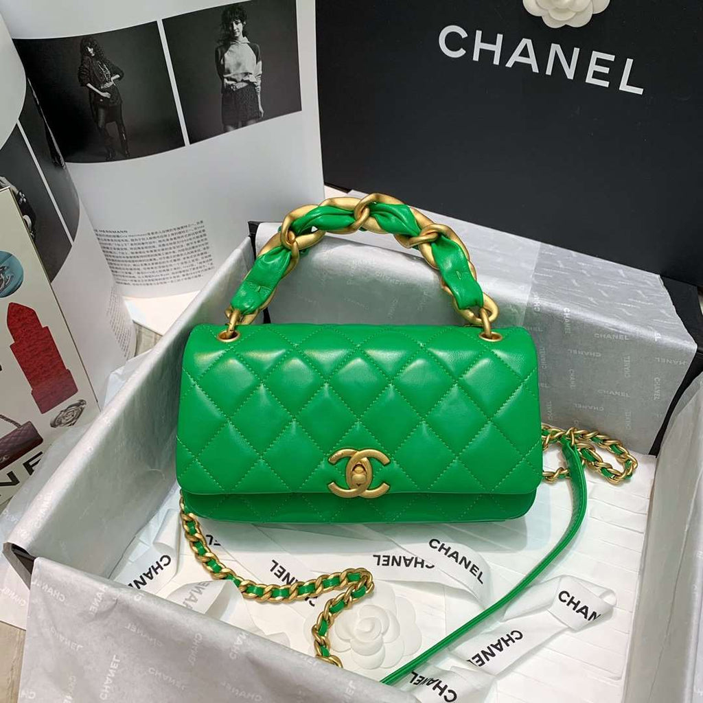 Chanel Flap Bag with Chunky Chain Green product image 1, provided for visual reference and product detail review