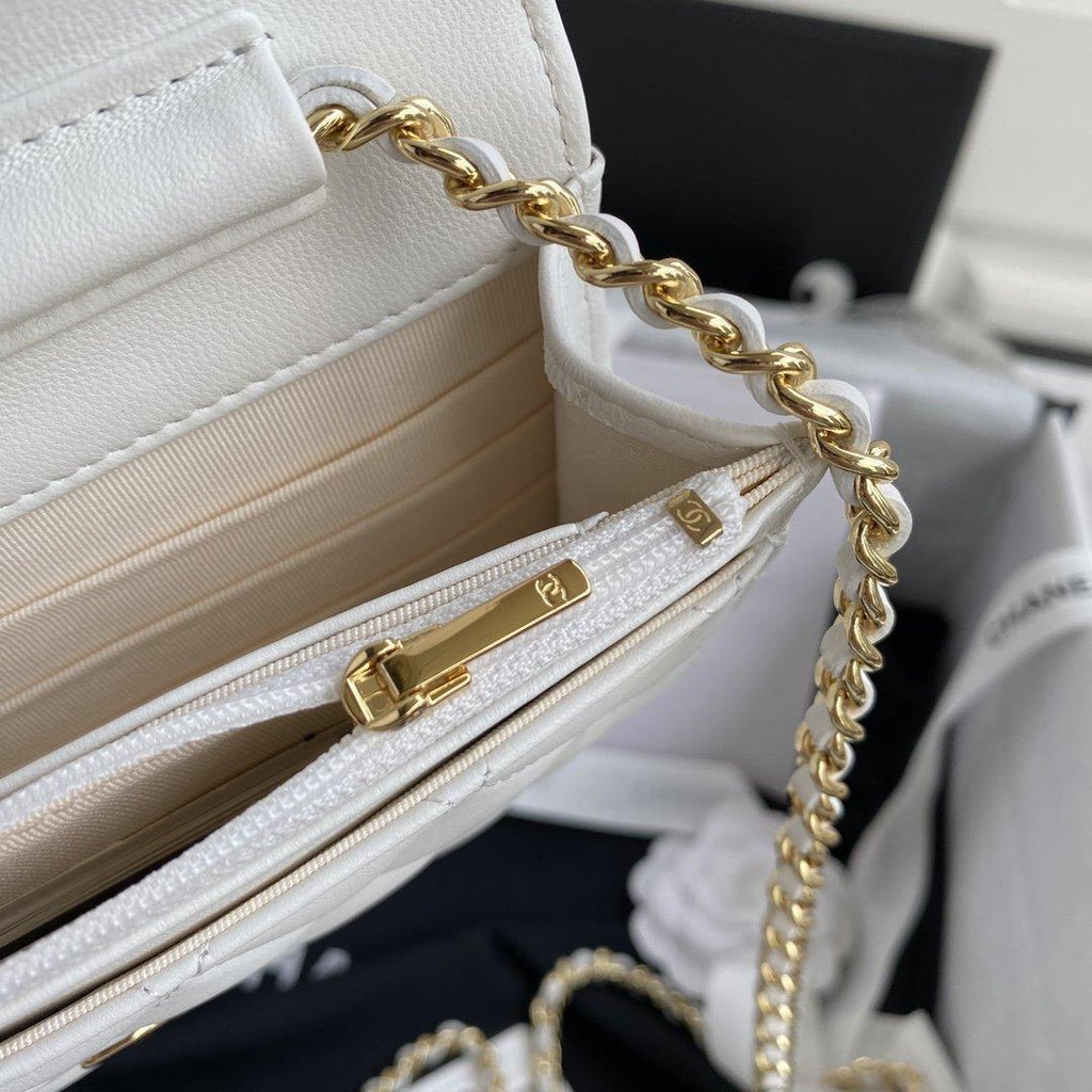Chanel Wallet On Chain WOC White product image 4, provided for visual reference and product detail review