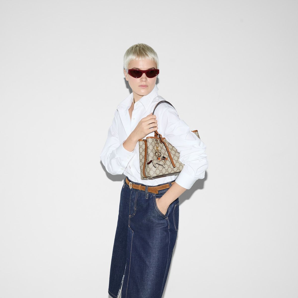 Gucci GG Emblem Medium Tote Bag product image 7, provided for visual reference and product detail review