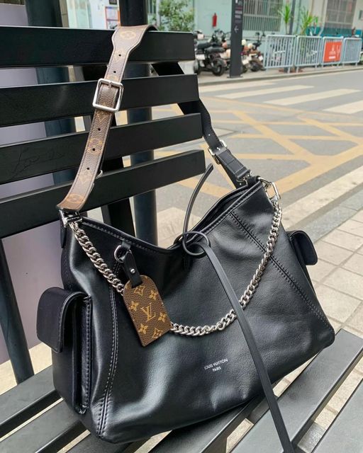 Louis Vuitton Carryall Cargo Handbag - Black product image 1, provided for visual reference and product detail review
