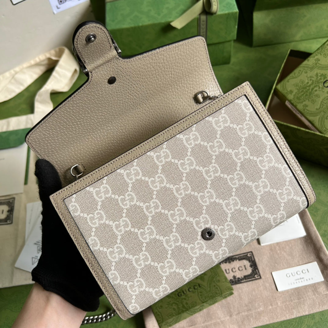 Gucci Dionysus Chain Wallet Beige and White GG Supreme Canvas product image 4, provided for visual reference and product