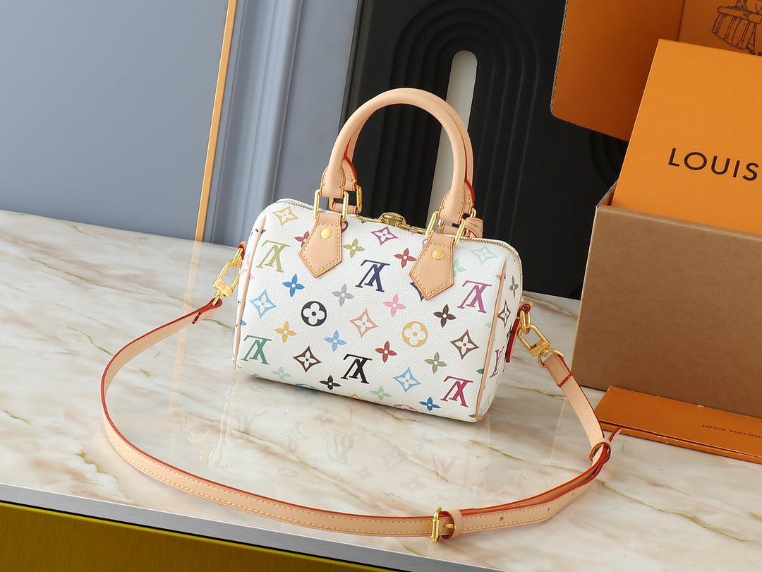 Louis Vuitton LV Speedy Bandouliere 20 Handbag product image 17, provided for visual reference and product detail review