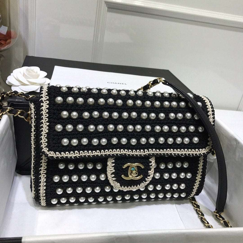 Chanel Vintage Classic Flap Bag product image 2, provided for visual reference and product detail review
