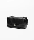 Chanel Maxi Flapbag product image 1, provided for visual reference and product detail review