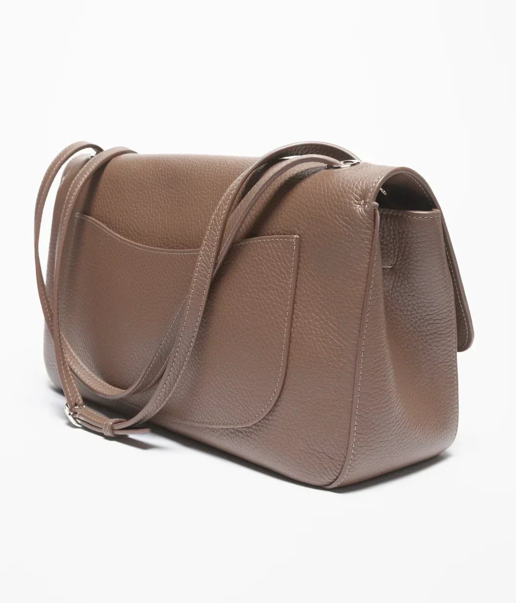 Chanel Maxi Flapbag product image 4, provided for visual reference and product detail review