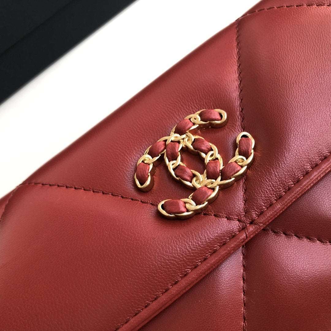 Chanel 19 Quilted Flap Wallet - Red product image 6, provided for visual reference and product detail review