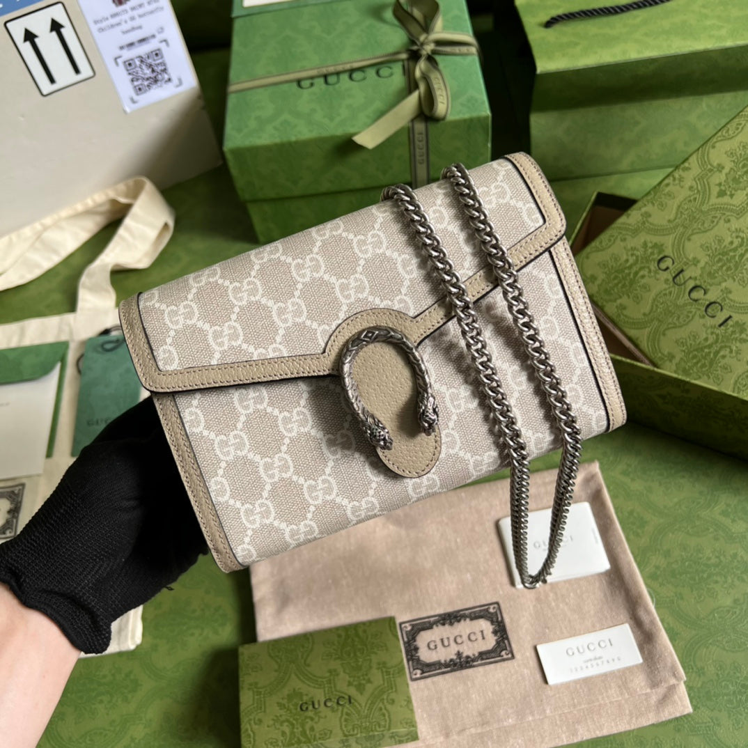 Gucci Dionysus Chain Wallet Beige and White GG Supreme Canvas product image 7, provided for visual reference and product