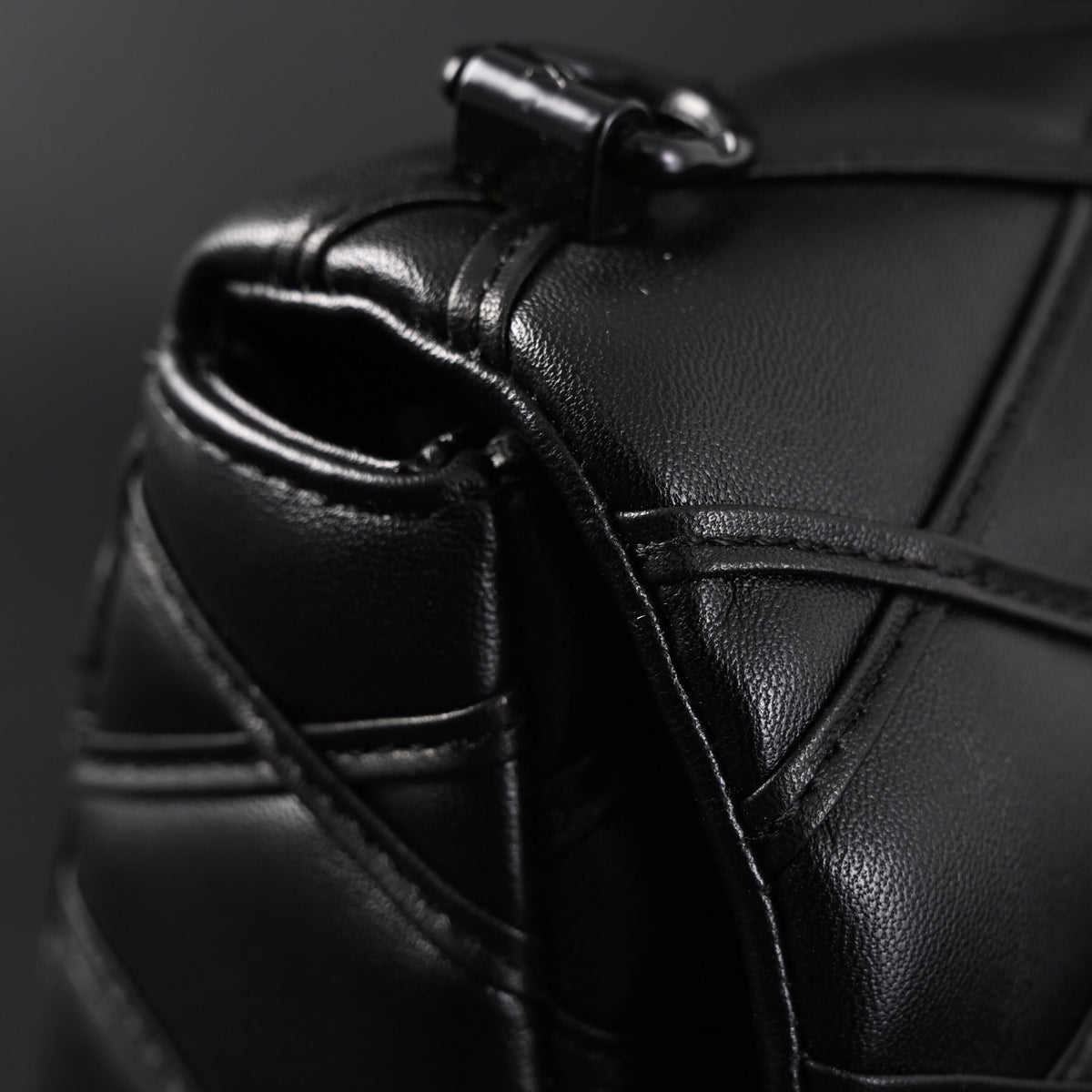 Louis Vuitton Go-14 MM Quilted Leather Chain Shoulder Bag – Black - Classic Black product image 4, provided for visual