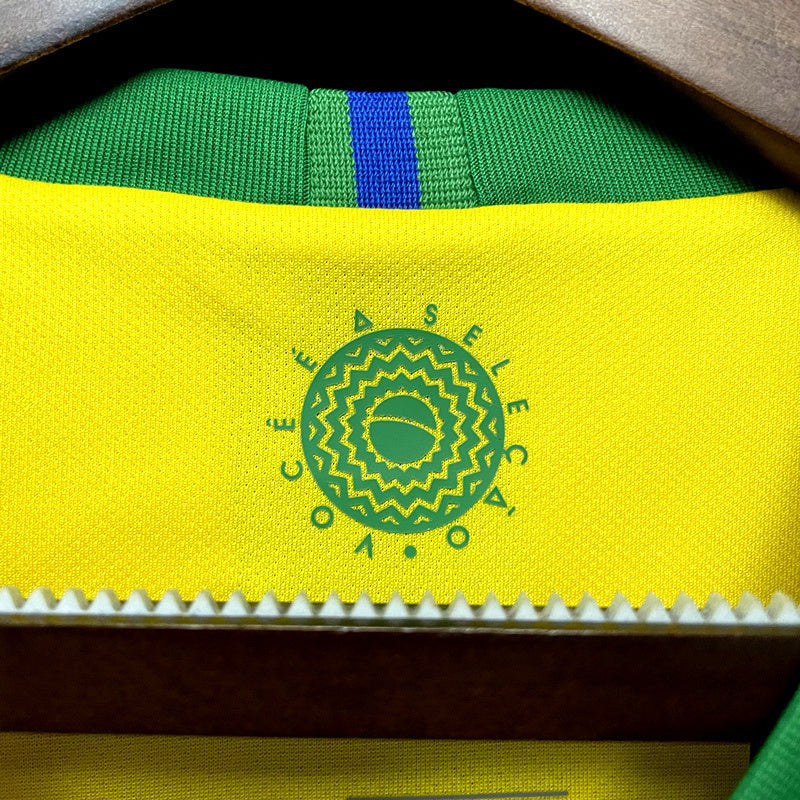 Brazil Home Jersey 2018 Retro Football Kit Soccer Shirt product image 9