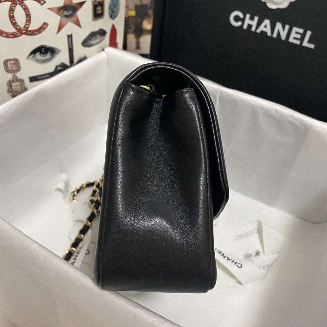 Chanel Flap Bag Black product image 7, provided for visual reference and product detail review