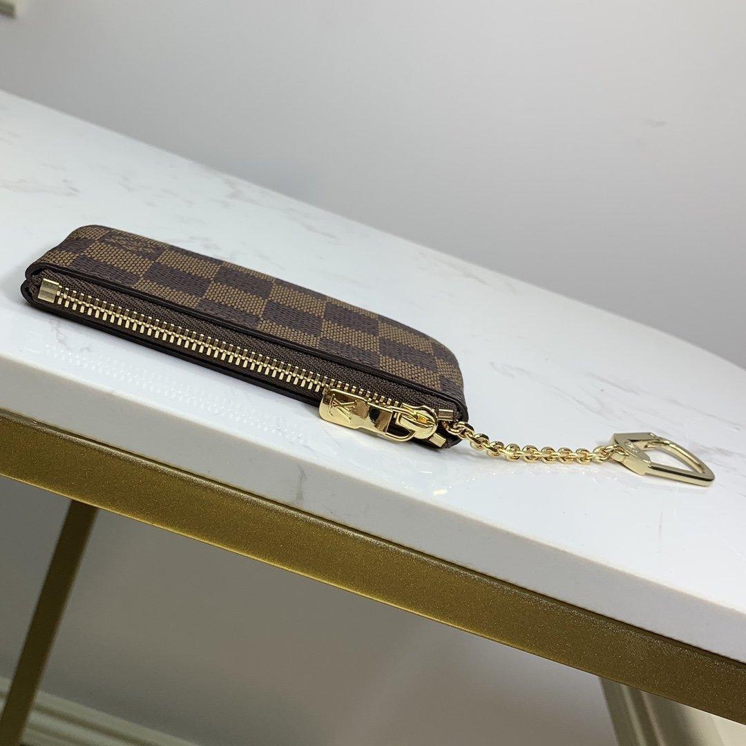 Louis Vuitton Key Pouch Damier Ebene product image 4, provided for visual reference and product detail review