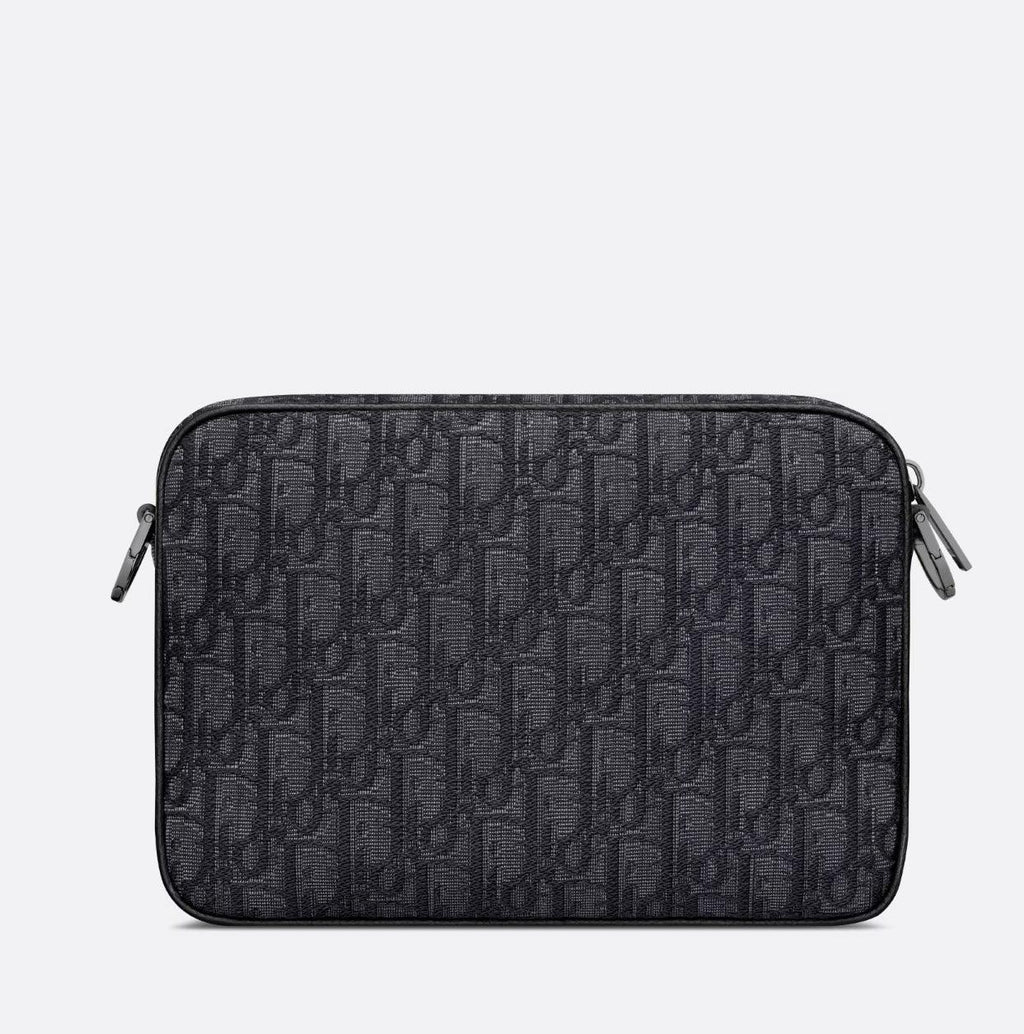 Dior Saddle Triple Pouch product image 3, provided for visual reference and product detail review