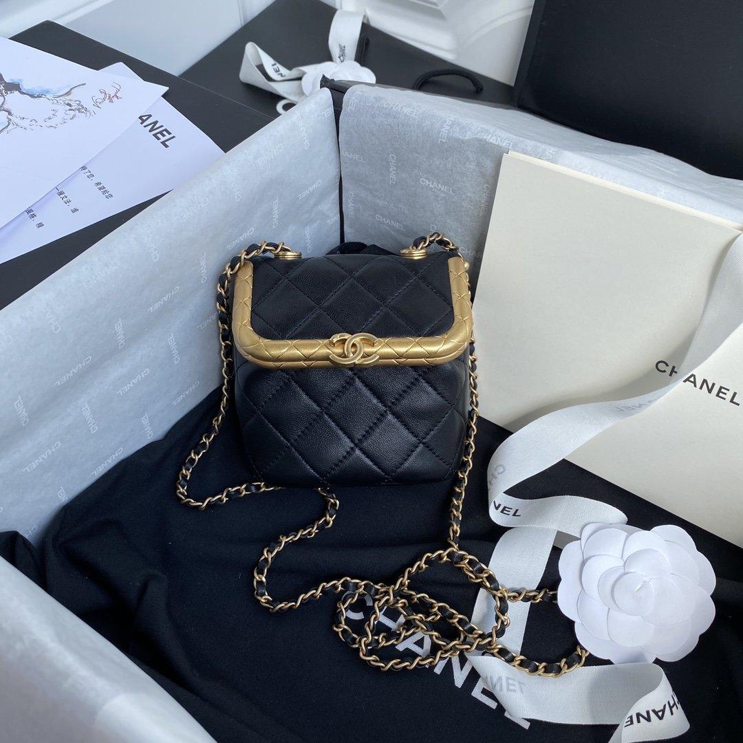 Chanel Small Kiss-Lock Bag - Black product image 2, provided for visual reference and product detail review