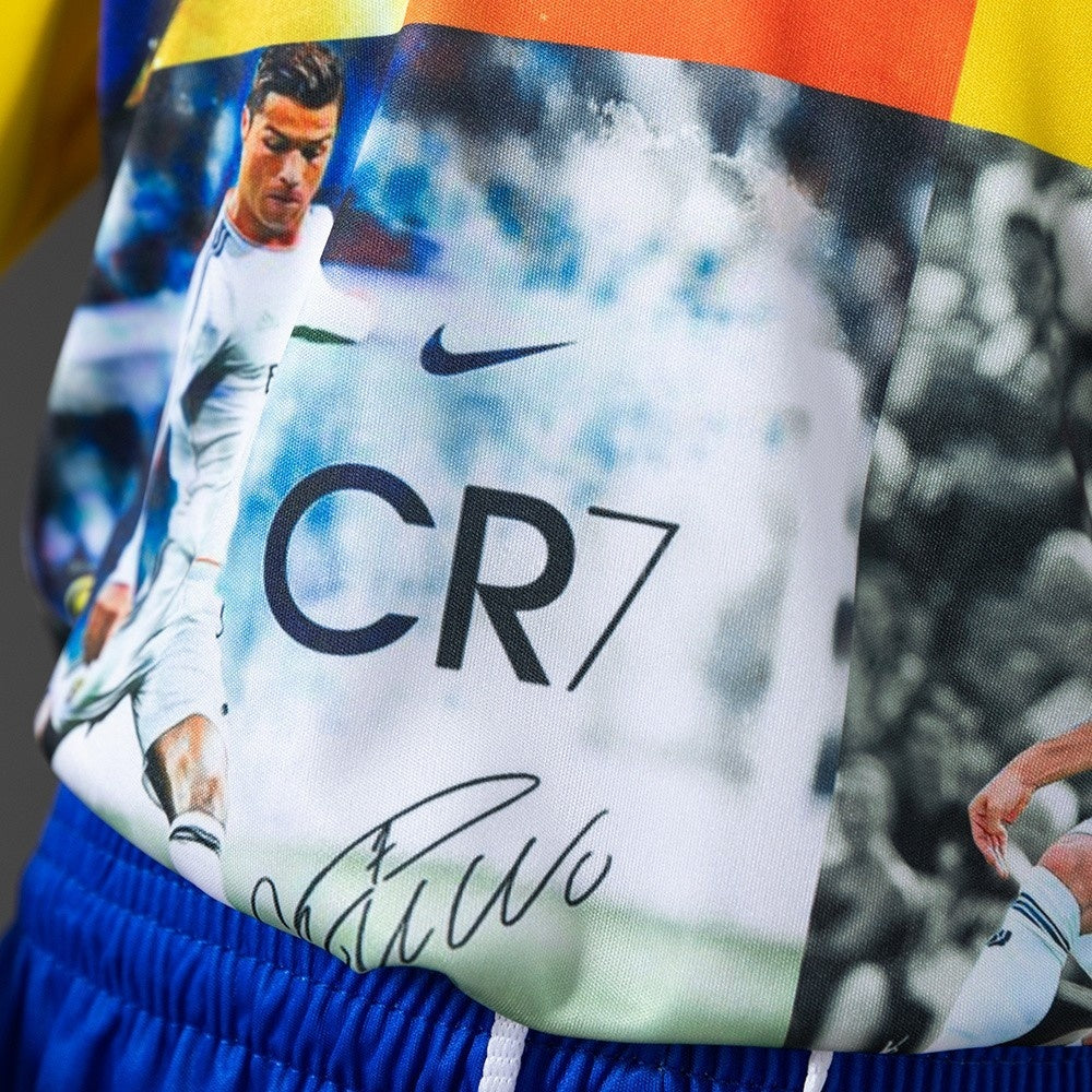 Kids Ronaldo Jersey 25/26 Football Kit product image 6