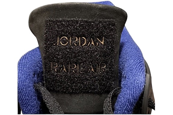 Air Jordan 4 Retro Rare Air (Gold Lettering) product image 3, provided for visual reference and product detail review