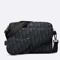 Dior Saddle Triple Pouch product image 1, provided for visual reference and product detail review