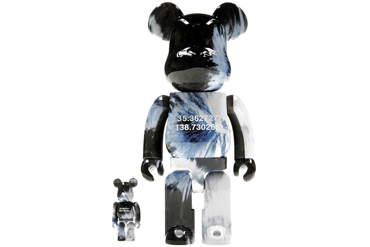 Bearbrick Benjamin Grant Overview Fuji 100% & 400% Set product image 1, provided for visual reference and product detail