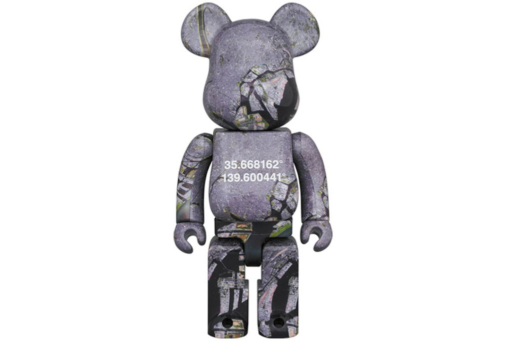 Bearbrick Benjamin Grant Overview Tokyo 100% & 400% Set product image 2, provided for visual reference and product detail