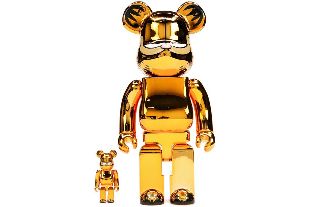 Bearbrick Garfield Gold Chrome Figure Set - 100% & 400% product image 1, provided for visual reference and product detail