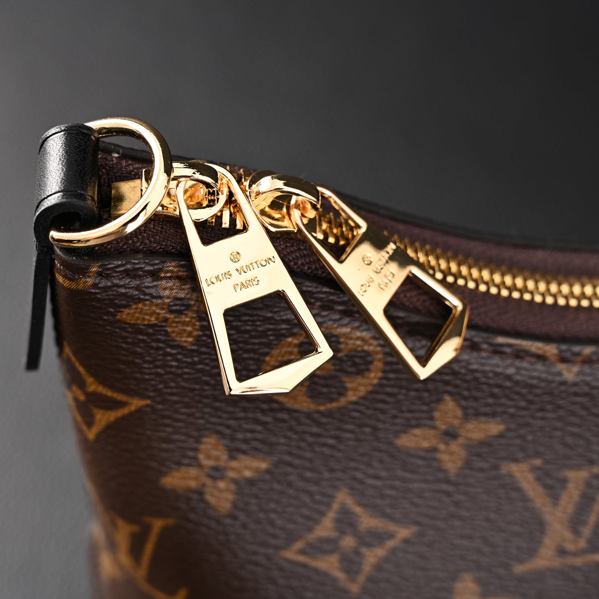 Louis Vuitton Monogram Canvas Pochette Shoulder Bag product image 4, provided for visual reference and product detail review