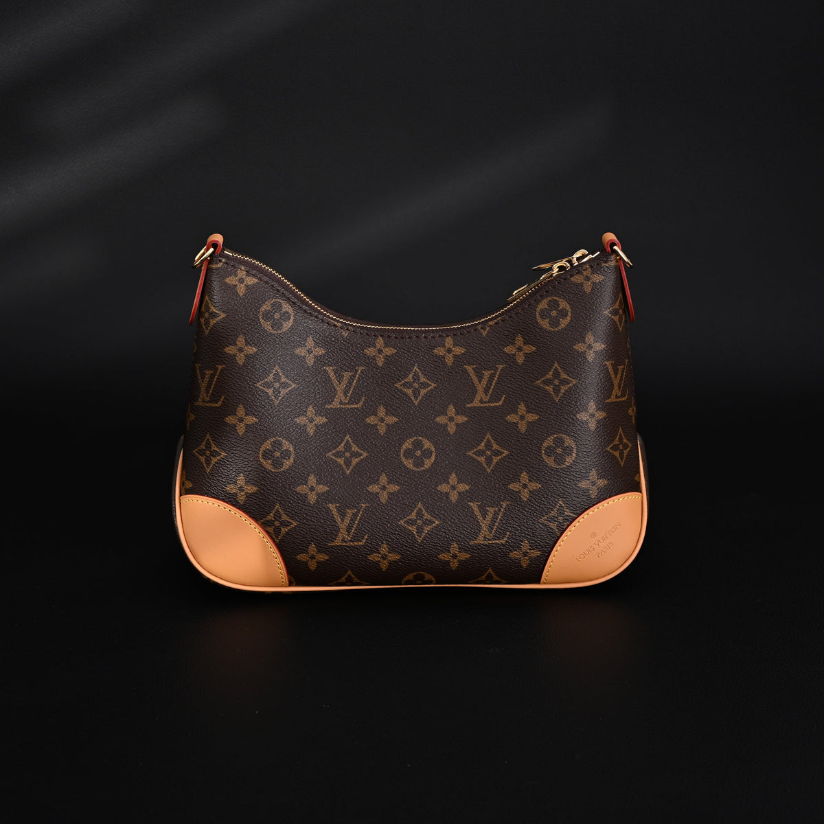 Louis Vuitton Monogram Canvas Shoulder Bag product image 2, provided for visual reference and product detail review
