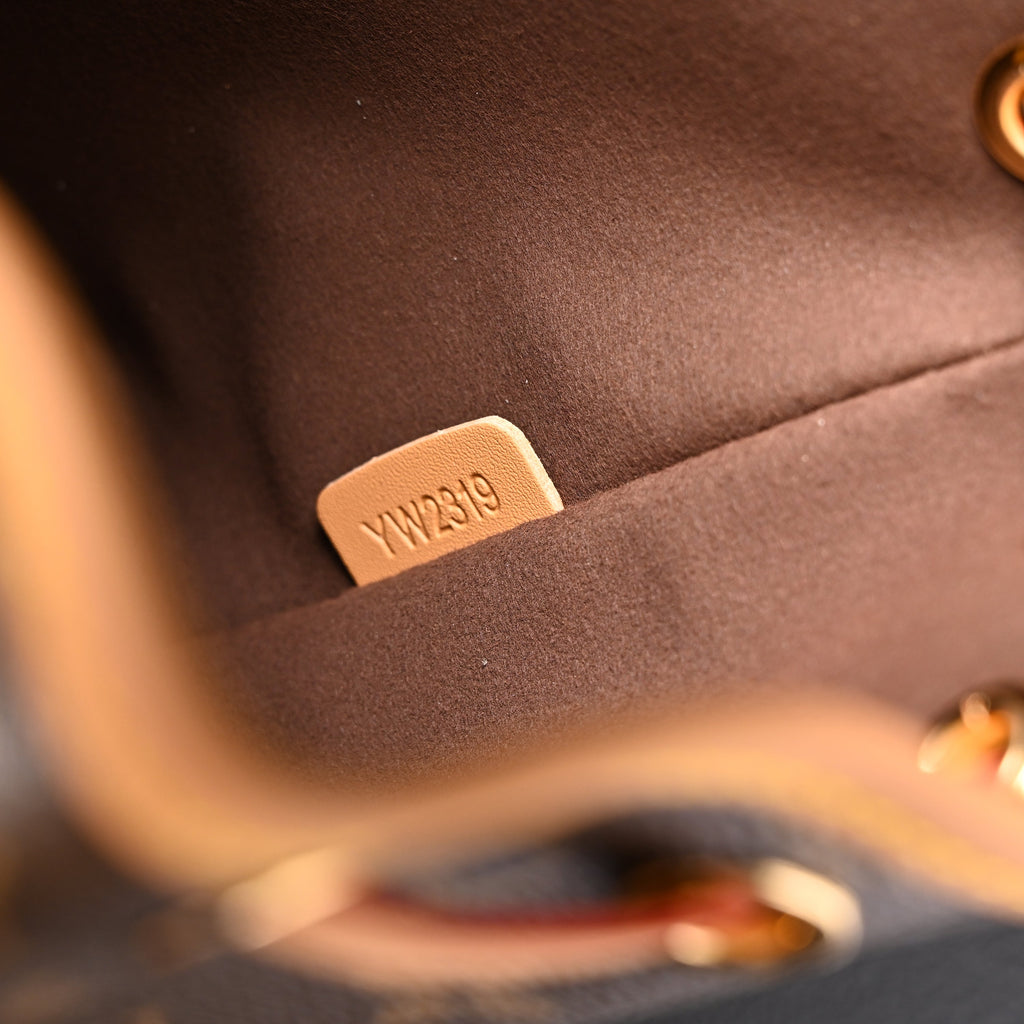Louis Vuitton Noé Bucket Bag – Monogram Canvas with Natural Leather Trim product image 16, provided for visual reference and