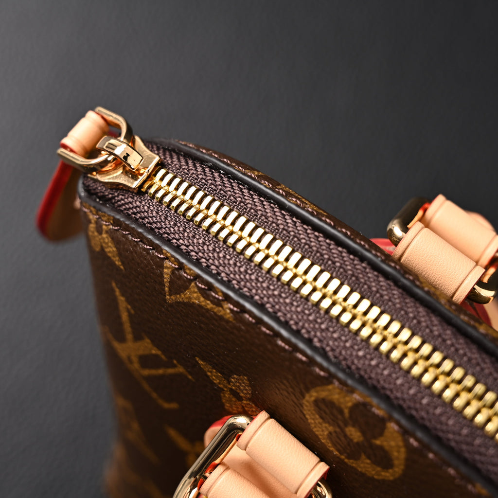 Louis Vuitton Speedy 30 Handbag – Monogram Canvas with Leather Trim product image 2, provided for visual reference and