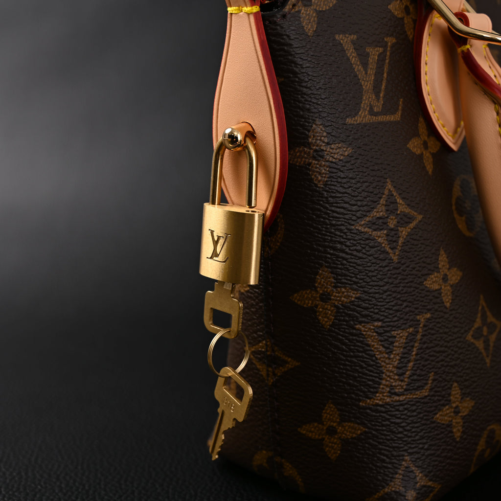 Louis Vuitton Speedy 30 Handbag – Monogram Canvas with Leather Trim product image 13, provided for visual reference and