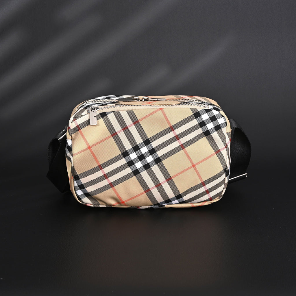 Burberry Vintage Check Canvas Crossbody Messenger Bag product image 15, provided for visual reference and product detail