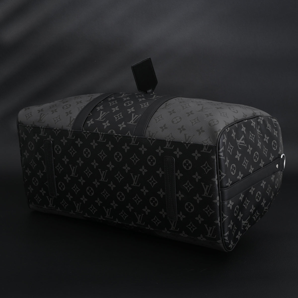 Louis Vuitton Keepall Bandoulière 45 Monogram Eclipse Travel Bag product image 14, provided for visual reference and product