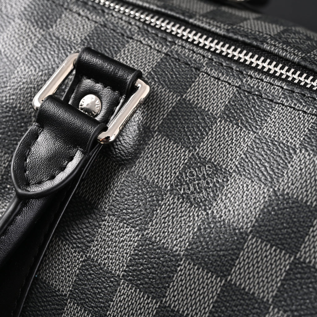 Louis Vuitton Keepall Bandoulière 45 Damier Graphite Canvas Travel Bag product image 15, provided for visual reference and