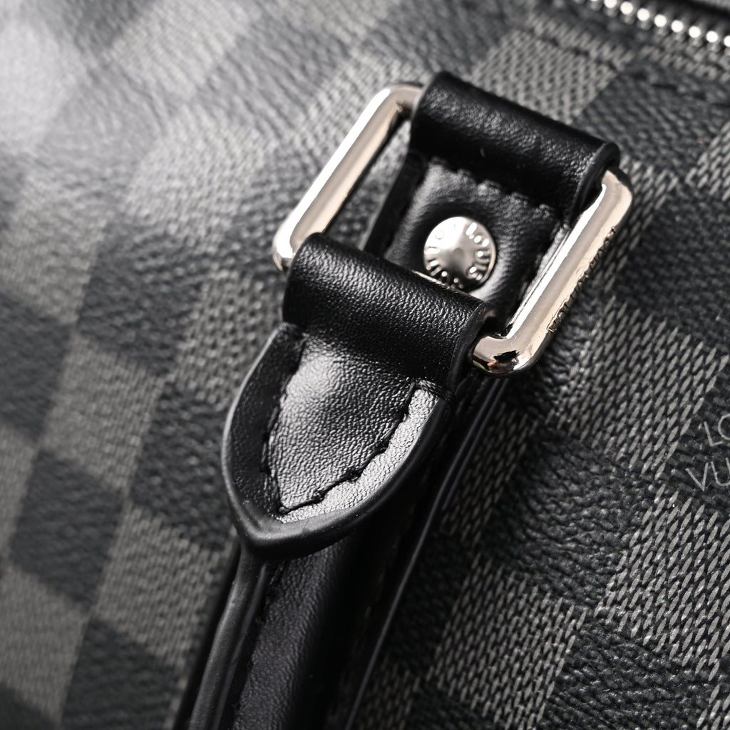 Louis Vuitton Keepall Bandoulière 45 Damier Graphite Canvas Travel Bag product image 4, provided for visual reference and