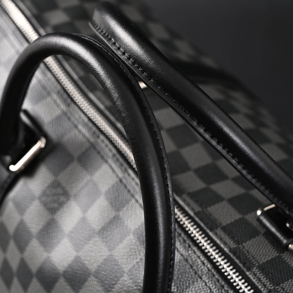 Louis Vuitton Keepall Bandoulière 45 Damier Graphite Canvas Travel Bag product image 7, provided for visual reference and
