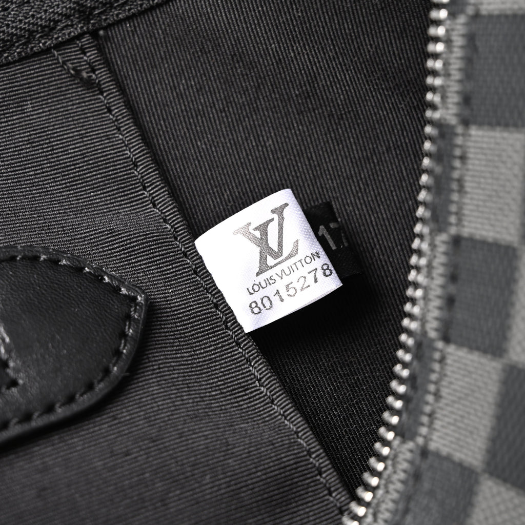 Louis Vuitton Keepall Bandoulière 45 Damier Graphite Canvas Travel Bag product image 5, provided for visual reference and