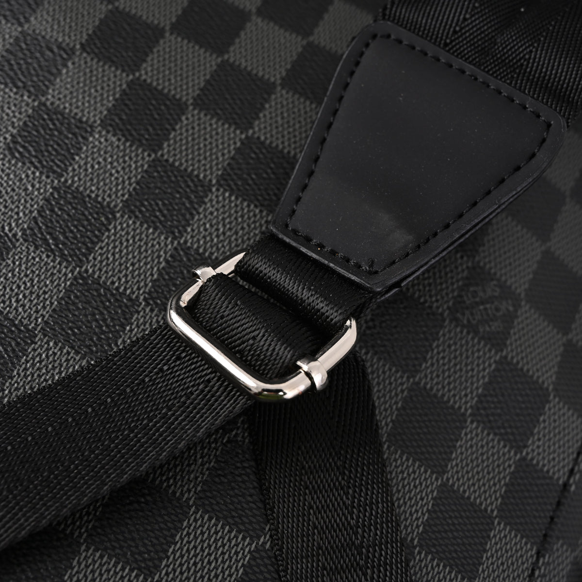 Louis Vuitton Michael Backpack in Damier Graphite Canvas product image 14, provided for visual reference and product detail