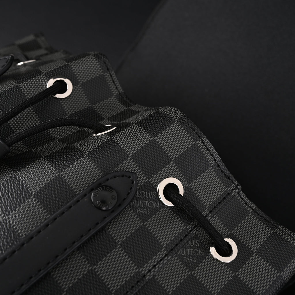 Louis Vuitton Michael Backpack in Damier Graphite Canvas product image 16, provided for visual reference and product detail