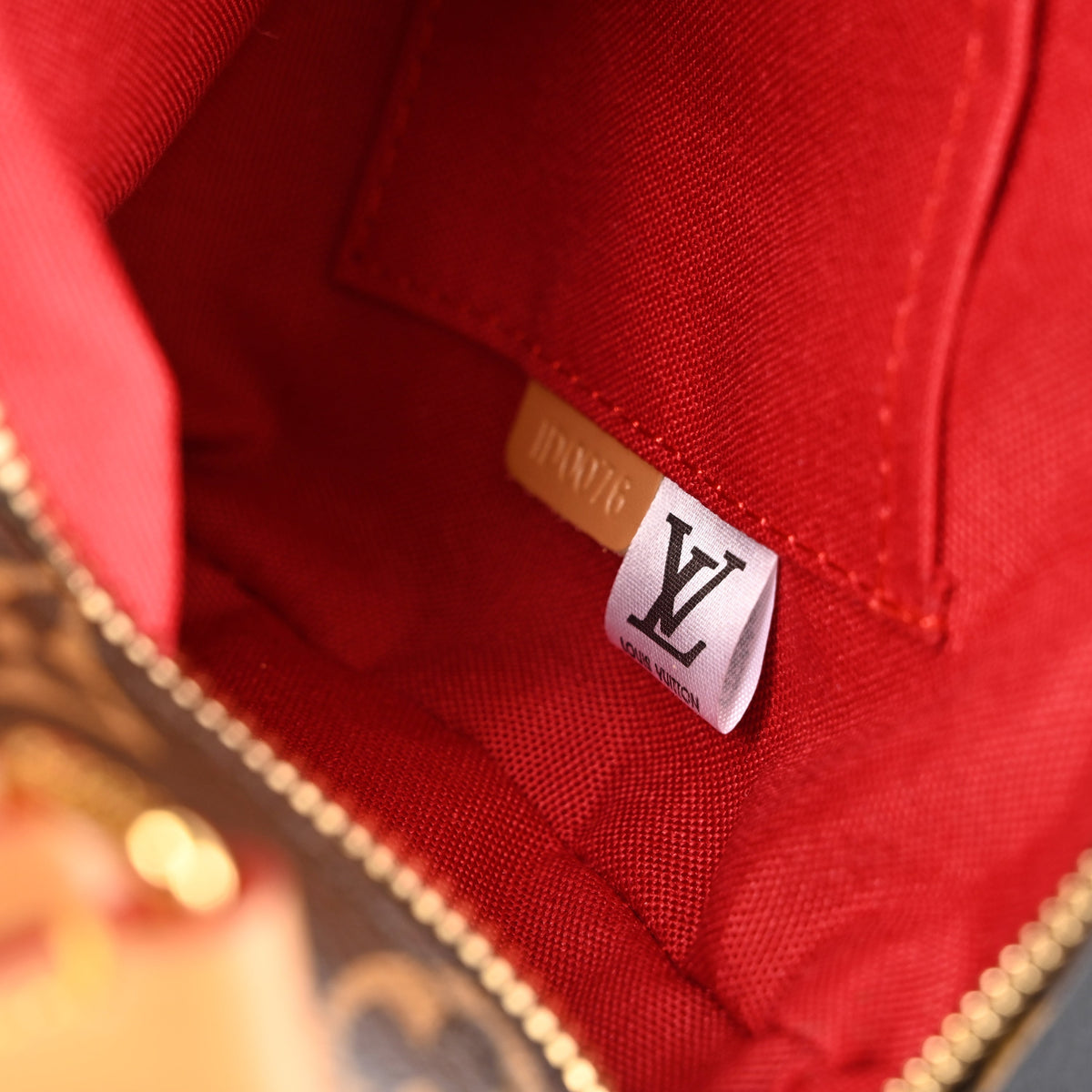 Louis Vuitton Speedy Bandoulière 25 Monogram Canvas Handbag product image 14, provided for visual reference and product