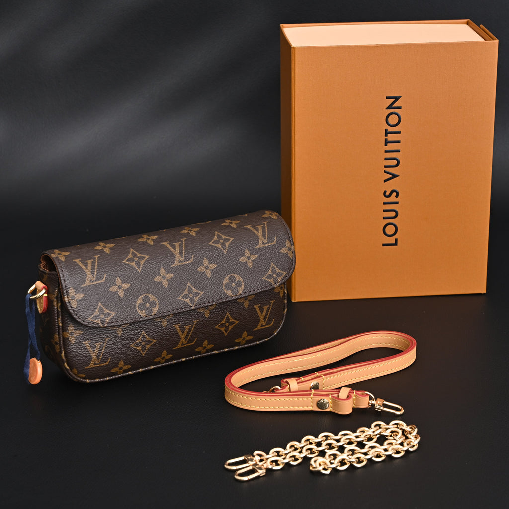 Louis Vuitton Félicie Pochette Monogram Canvas Chain Wallet product image 1, provided for visual reference and product