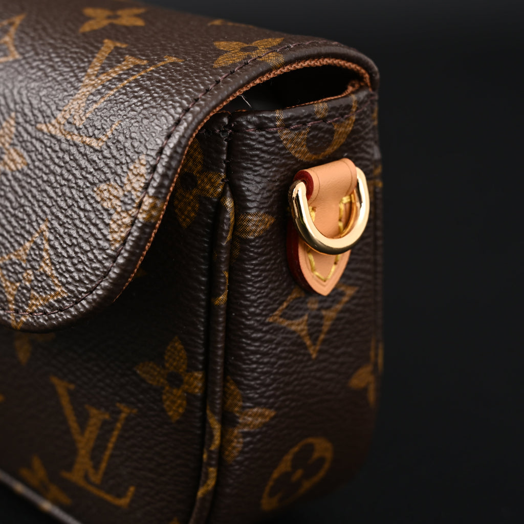 Louis Vuitton Félicie Pochette Monogram Canvas Chain Wallet product image 4, provided for visual reference and product